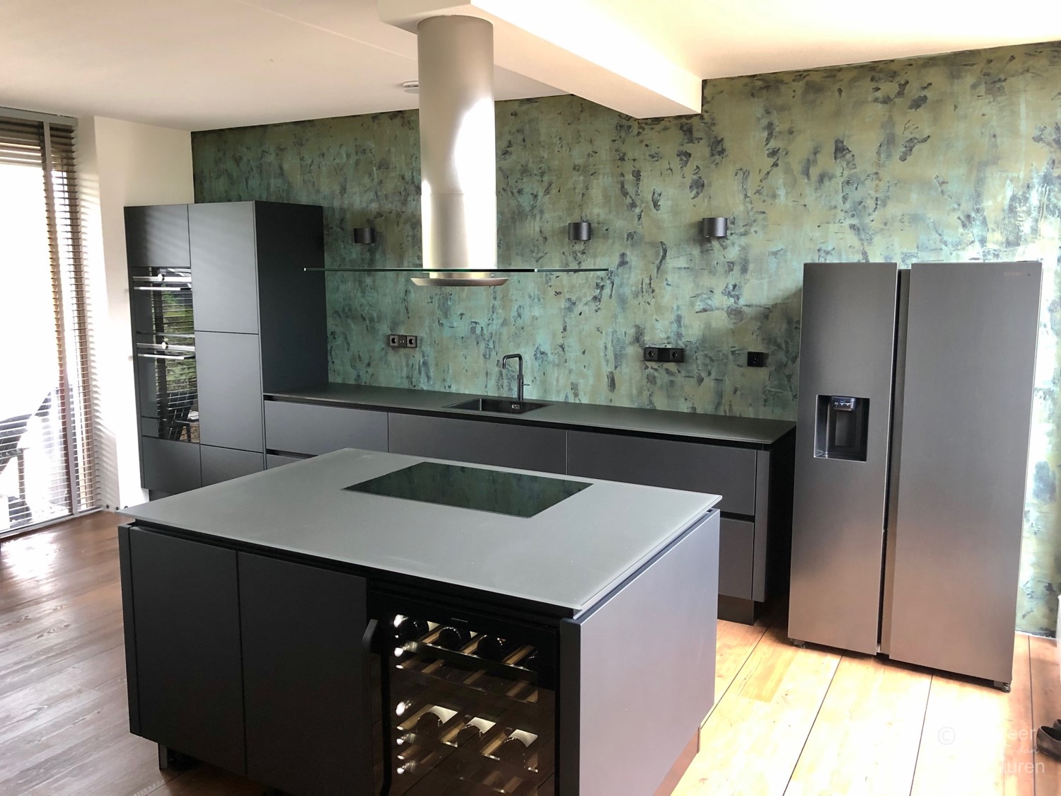 martin messingverf wandafwerking keuken vijfhuizen