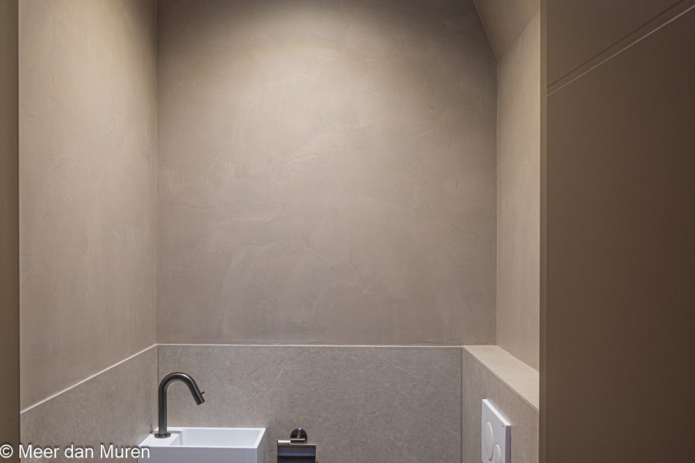 Luxe spa gevoel toilet basebeton betoncire betonlook